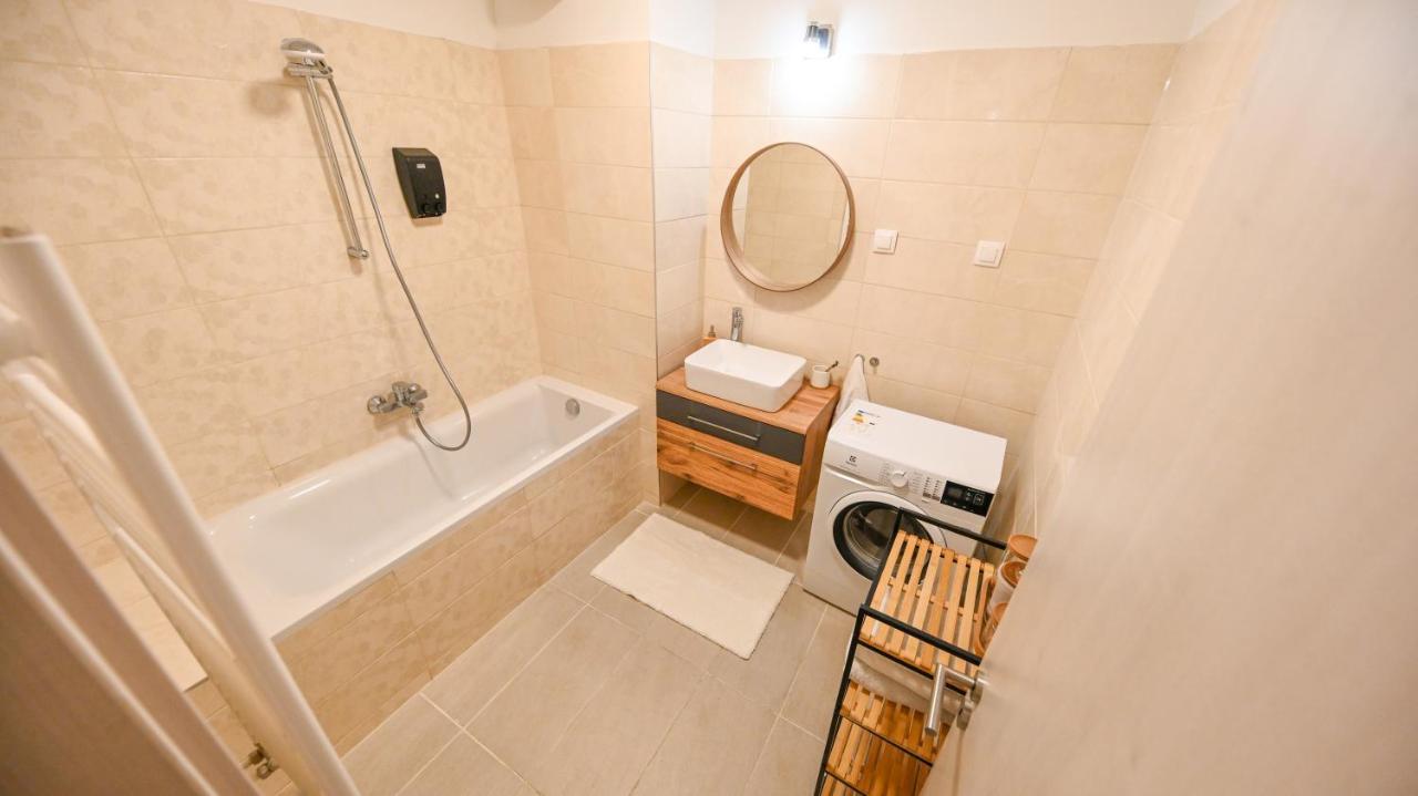 West Park Residence Apartment Budapeszt Zewnętrze zdjęcie